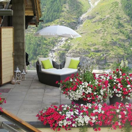 Matterhorn Ried Suite Zermatt Exterior photo