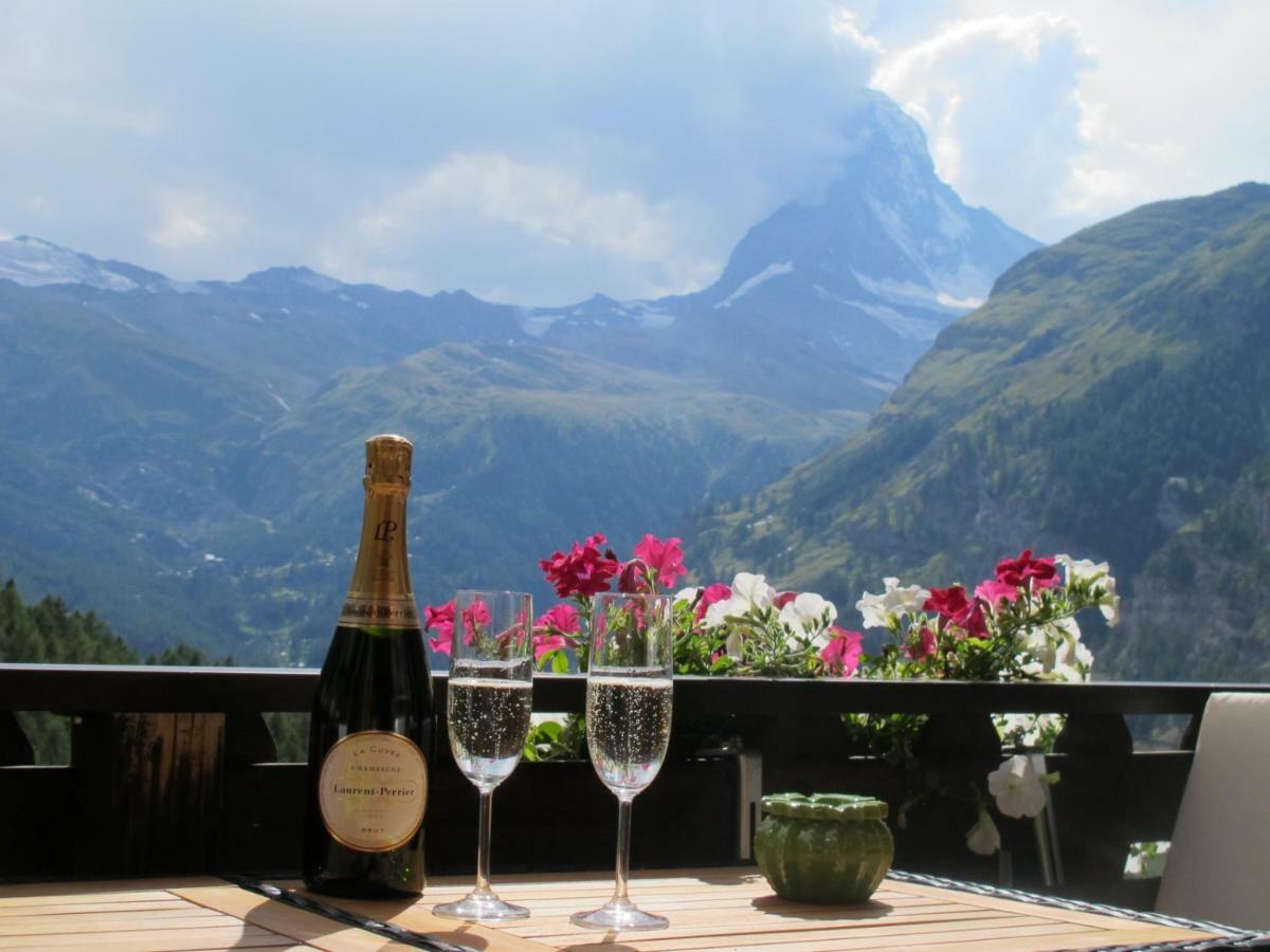 Matterhorn Ried Suite Zermatt Exterior photo